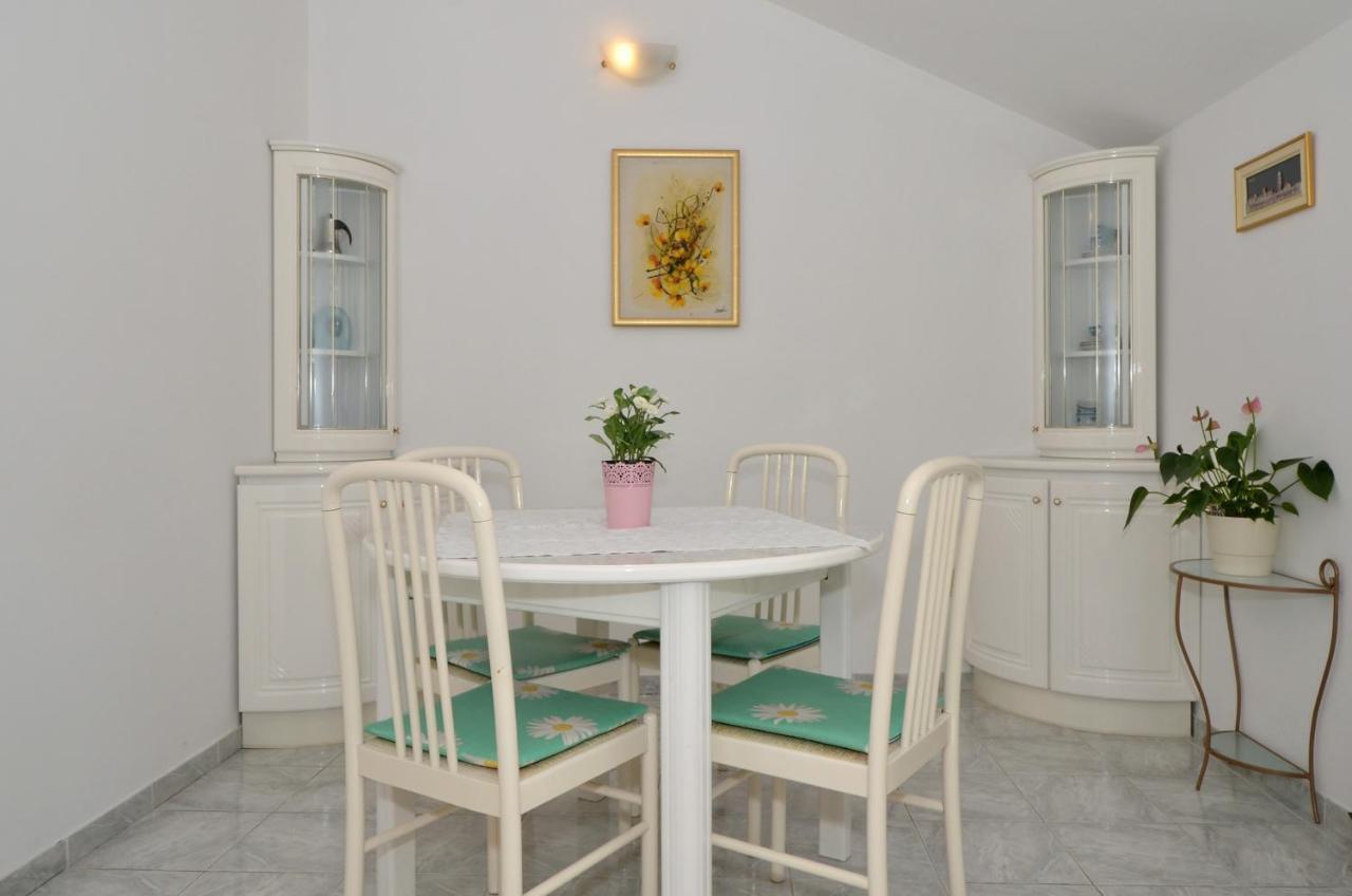 Apartmani Basic 1 Split Exterior foto